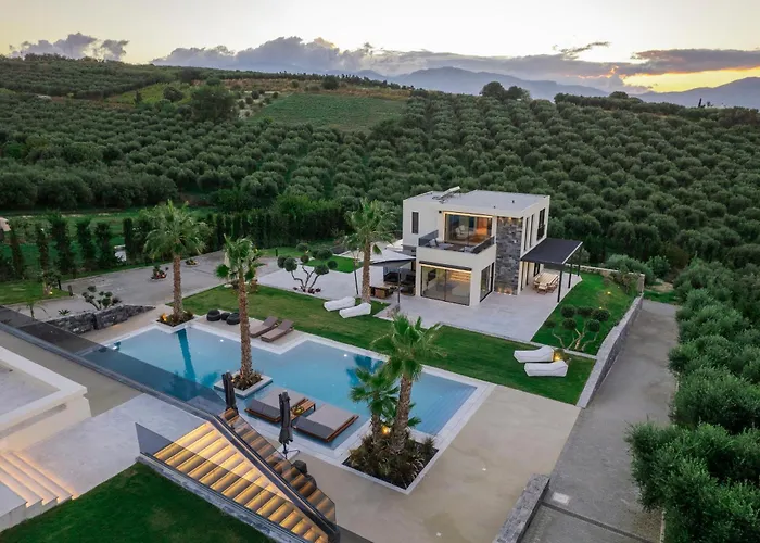 Villa Yolies