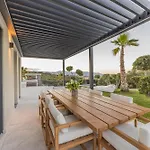 Villa Yolies